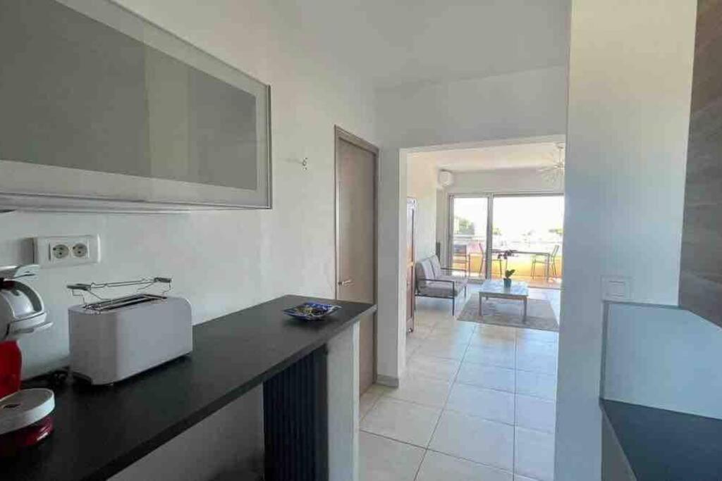 Appartement 2 Chambres Terrasse Vue Mer 카리르루에 외부 사진